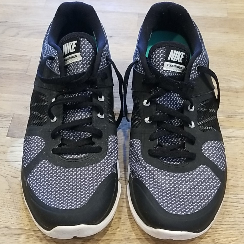 Nike Flex shoes